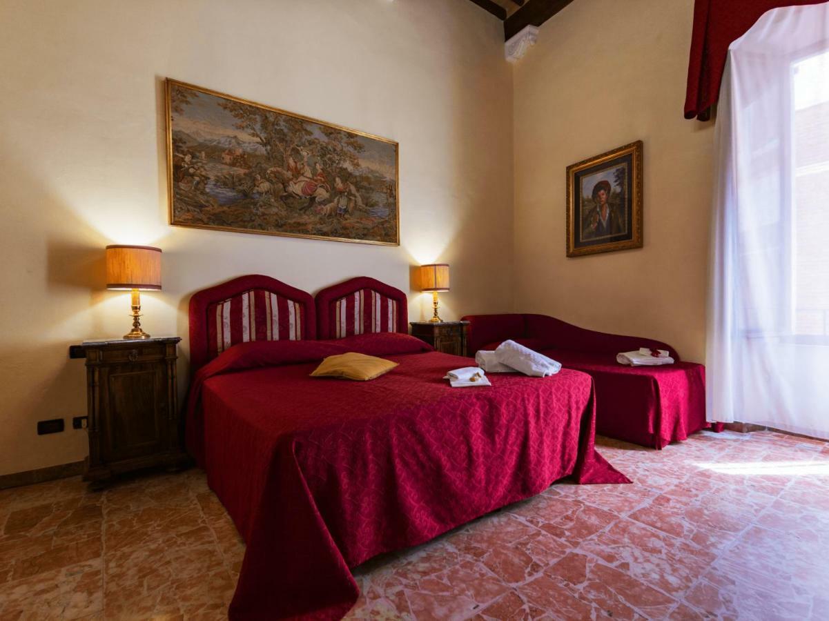 B&B Siena In Centro - Diffuso Esterno foto