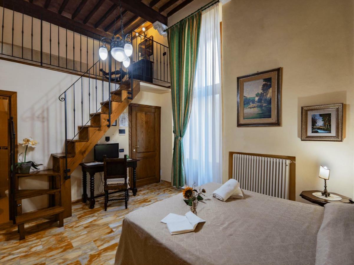 B&B Siena In Centro - Diffuso Esterno foto