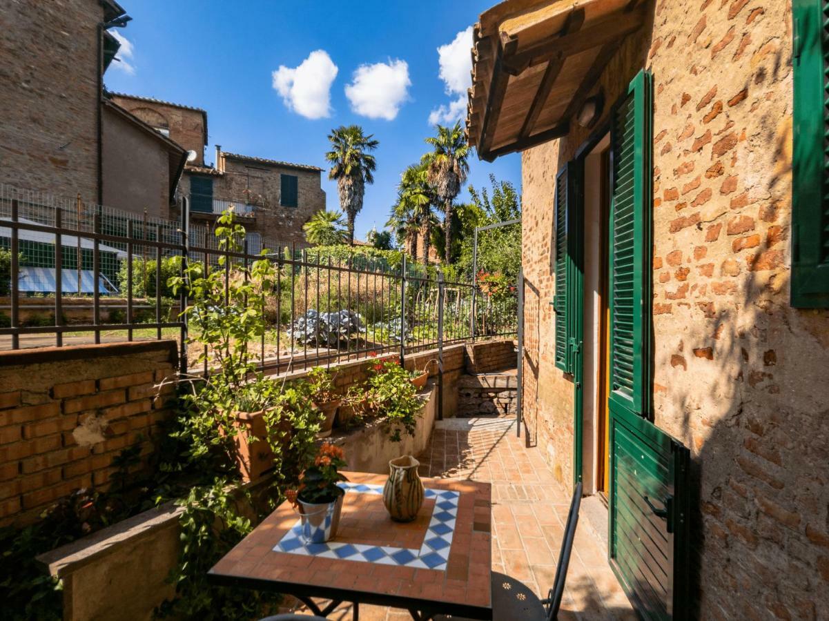 B&B Siena In Centro - Diffuso Esterno foto